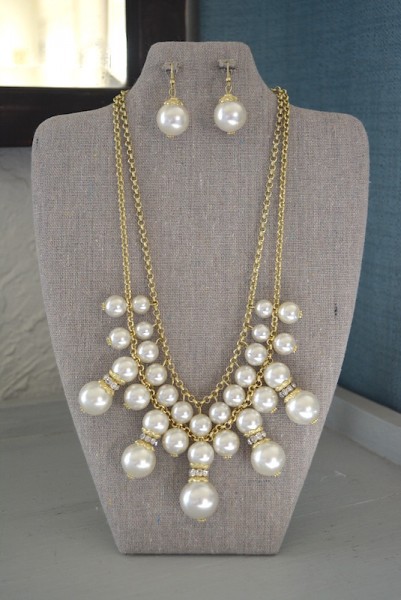 Pearl Bib Necklace Set, Bib Necklace, Pearl Necklace and Earrings, Pearl Jewelry, Necklace and Earrings, Goddess Jewelry