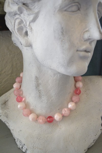 Pinks Beaded Necklace,Pink Beaded Necklace, Vintage Pink Necklace,Pink Necklace