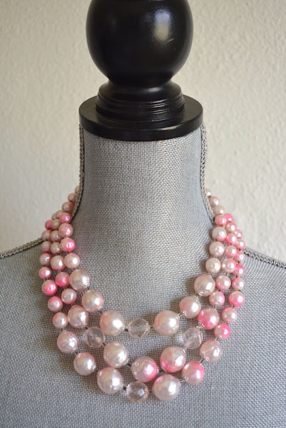 Pink Ombre' Necklace,Pink Beaded Necklace,Pink Necklace,Vintage Pink Necklace, Vintage Pink Jewelry, Pink and White Necklace