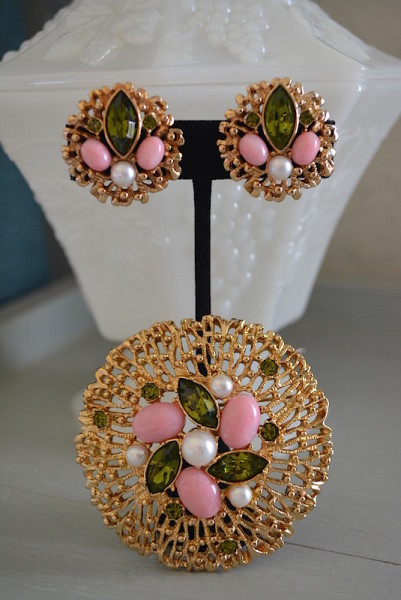 Gold and Pink Brooch Set,Sarah Coventry,Signed Sarah Coventry Jewelry,Sarah Coventry Brooch and Earrings,Sarah Coventry Brooch, Sarah Coventry Earrings, Fashion Splendor, 1970 Jewelry