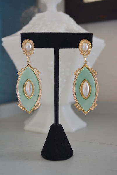 Mint and Pearl Earrings, Mint Earrings, Pearl Earrings,Drop Earrings