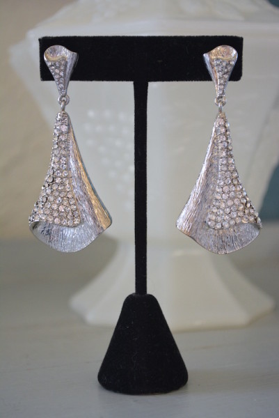 Silver Lily Petal Earrings,Lily Earrings, Lily Petal Earrings,Rhinestone Earrings, Silver Flower Earrings,Petals Earrings