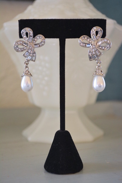 Rhinestone Bow and Pearl Earrings,Bridal Earrings,Rhinestone Earrings, Bow Earrings, Pearl Earrings