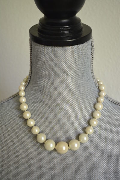 White Pearls Necklace, Pearl Necklace, Pearls Necklace, Vintage Pearls, Audrey Hepburn