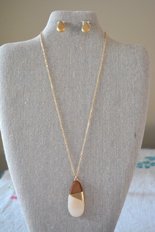 Wooden Teardrop Necklace Set, Boho Chic, Necklace and Earrings