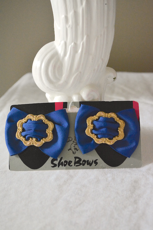 Blue Show Bows, Blue Shoe Clips